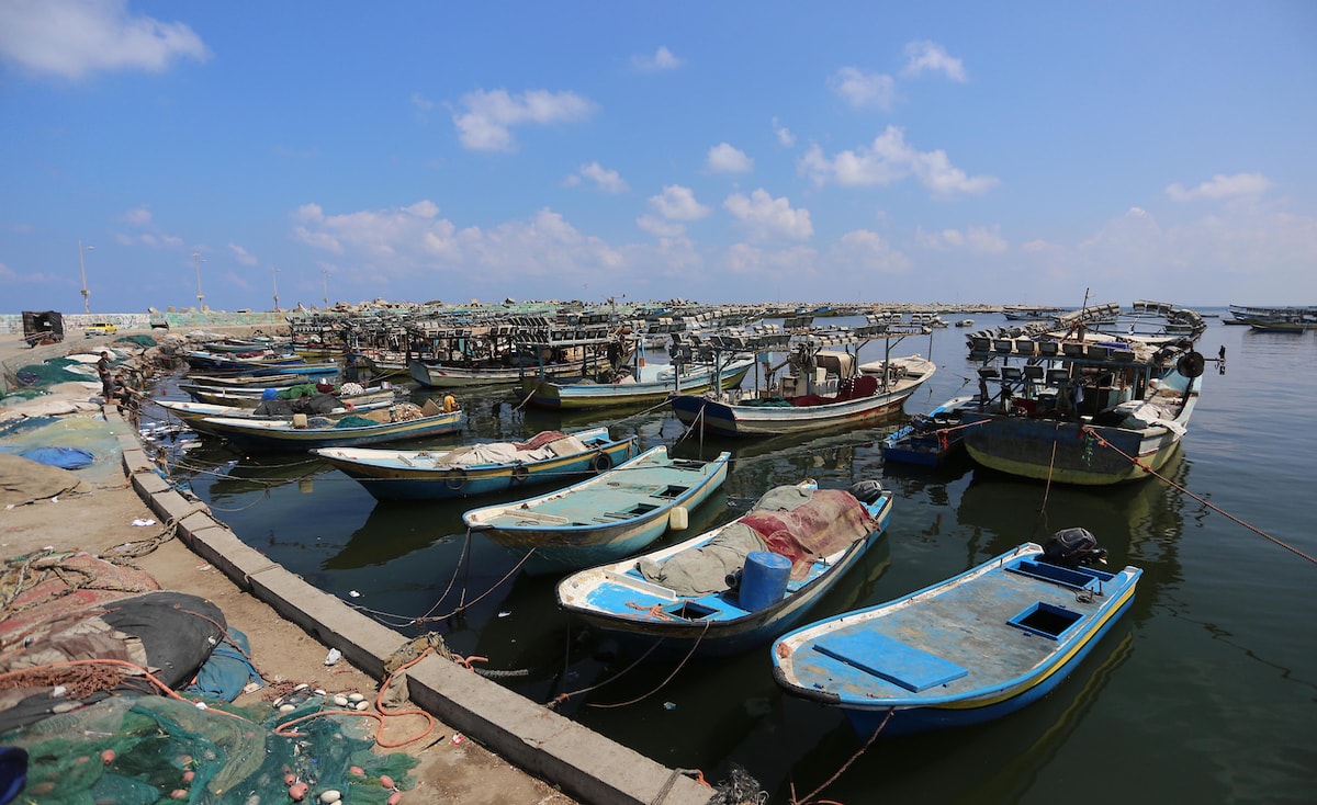 معظمها تالفة.. إسرائيل تفرج عن أكثر من 20 قارب صيد لغزة