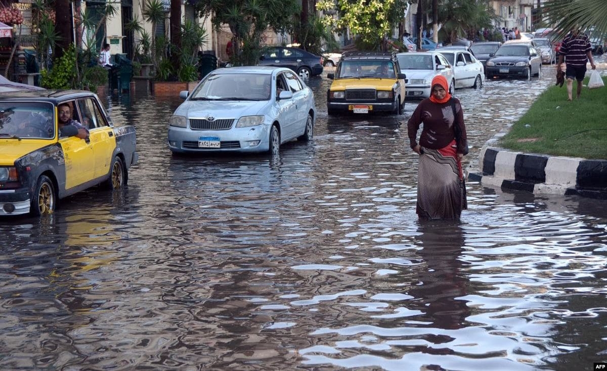 مصر: تعليق الدراسة في القاهرة الكبرى بسبب الأمطار