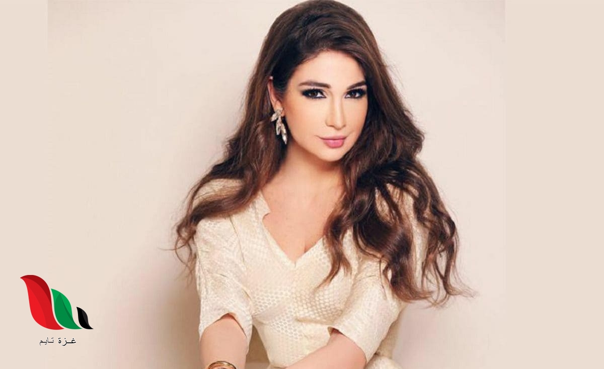 صور: من هي ديما صادق التي تتهم حزب الله بسرقة هاتفها