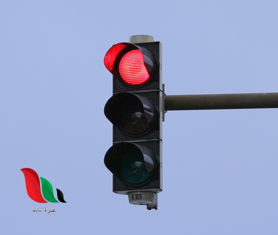 بدء تدشين إشارة ضوئية على مدخل المغازي