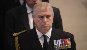 شاهد: فضيحة الامير اندرو تشعل مواقع التواصل بكثافة