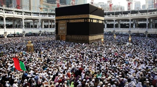 تردد قناة العراب على النايل سات للاستماع إلى تكبيرات العيد 2020