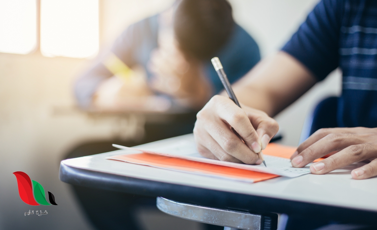 اجابة امتحان الفيزياء 2020 لطلبة الثانوية العامة في فلسطين