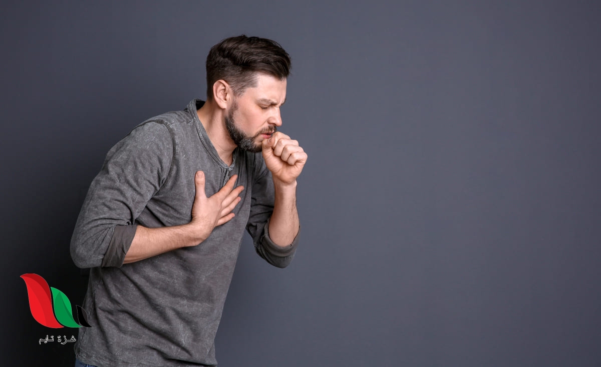 لماذا يؤلم أسفل ظهري عندما أسعل؟