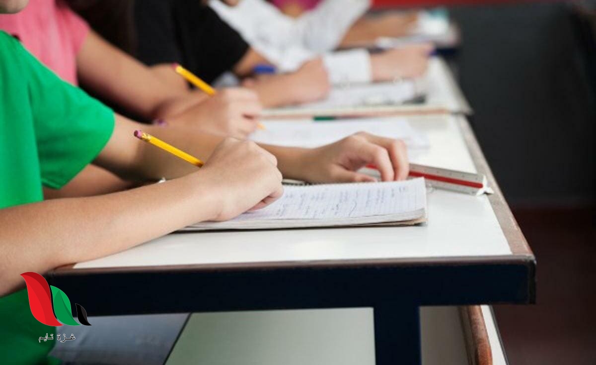 نموذج اجابات امتحان الجبر والهندسة الفراغية للثالث 2020 الثانوى في مصر