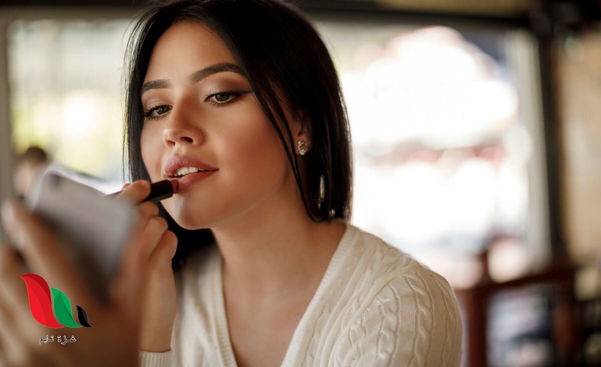 هذه هي الطريقة التي تعيدي بها تحديث مظهرك في أقل من دقيقة!