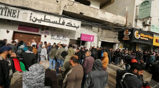 إضافة 2400 أسرة لبرنامج المساعدات النقدية في غزة