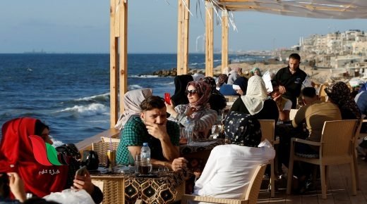 كم بلغ عدد سكان قطاع غزة بنهاية عام 2020؟
