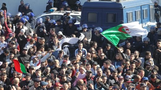 هل يوم 22 فيفري عطلة مدفوعة الاجر