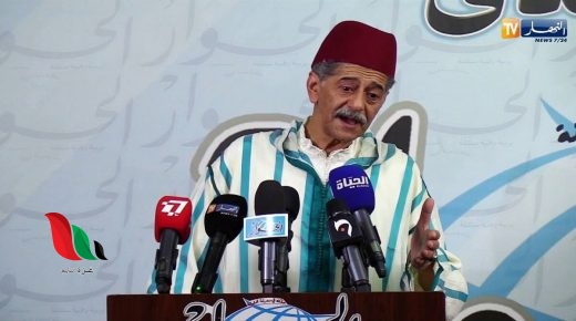 حقيقة وفاة صالح اوقروت الممثل الجزائري الشهير