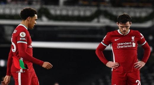 من هو معلق مباراة ليفربول اليوم ضد إيفرتون ؟