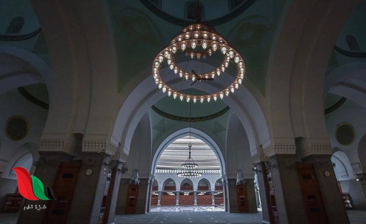 أول مسجد في الإسلام يقع جنوب المدينة المنورة ويستوعب ما يقارب 20 ألف مصلي