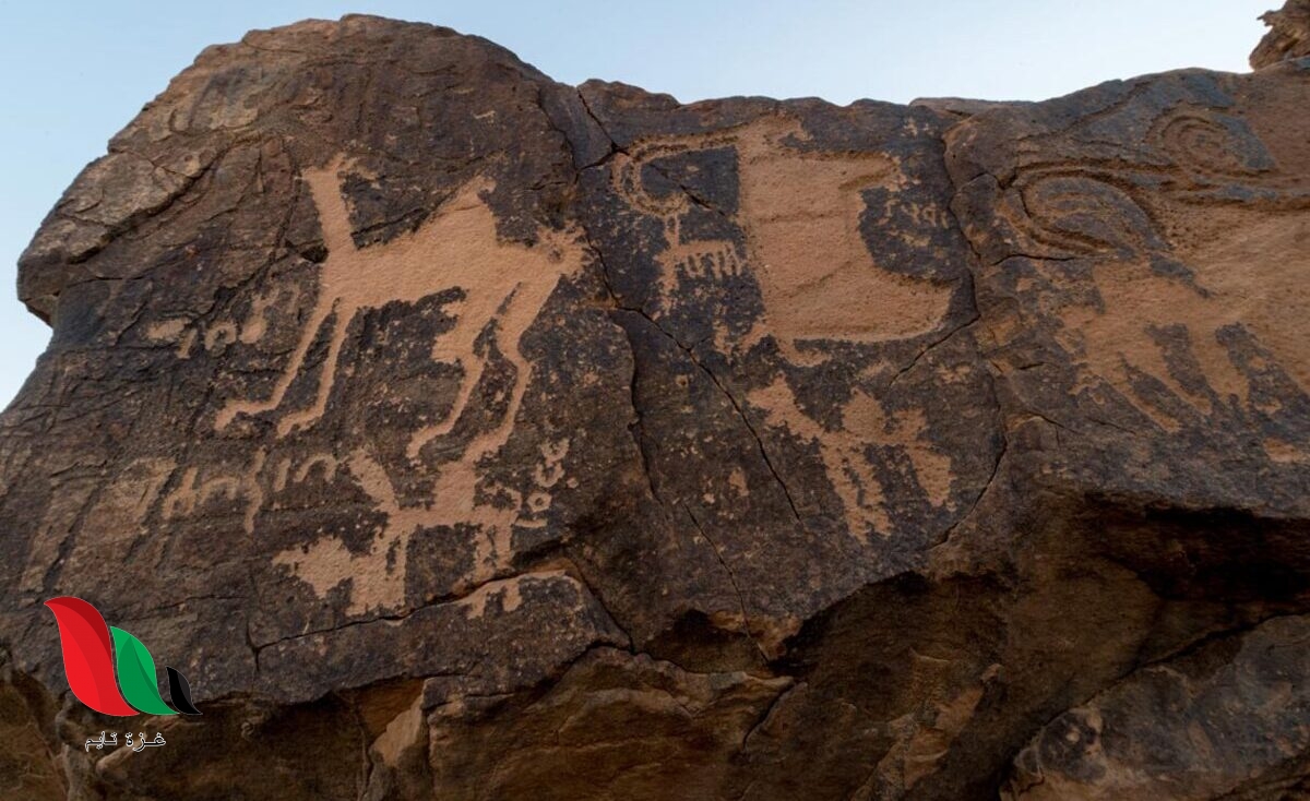 مملكة تقع شمال غرب حائل وتحتوي على نقوش صخرية تصور الإنسان والحيوان ويعود تاريخها إلى 7000 عام