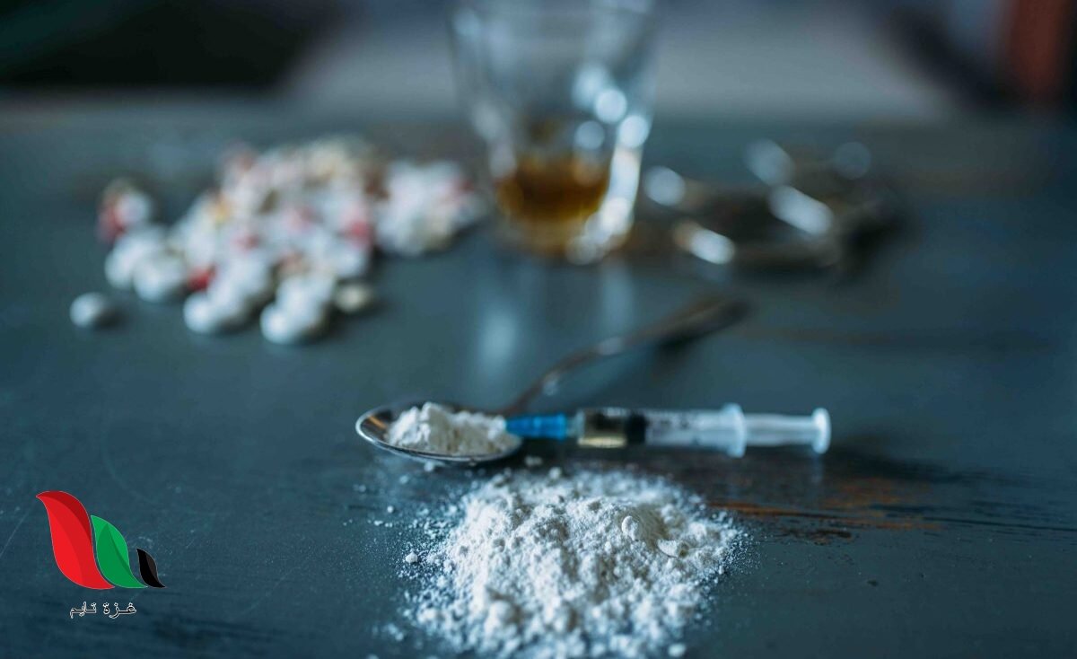 تشترك المسكرات والمخدرات بأن كلها تذهب العقل صح ام خطا