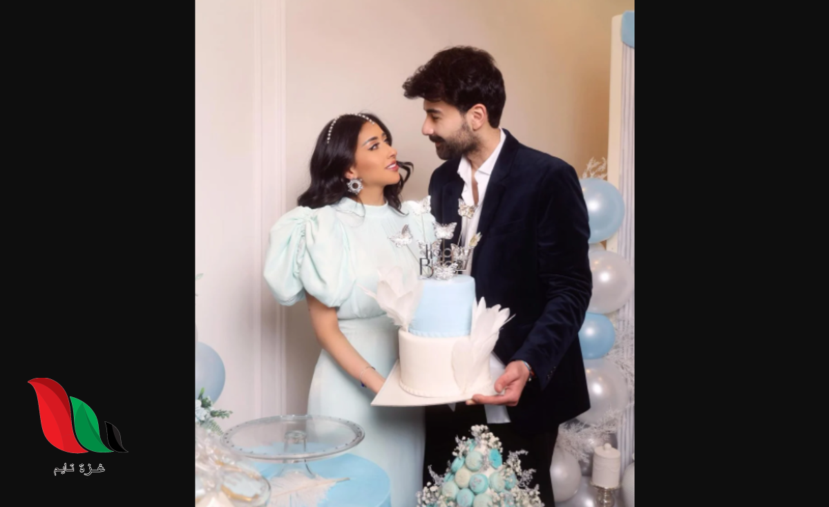 شاهد: صورة جريئة تجمع بين فرح الهادي وزوجها عقيل الرئيسي