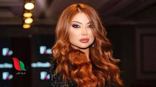 دانا جبر تنهار في عزاء والدتها وزملائها الفنانين يواسونها (فيديو)