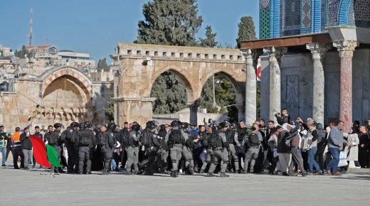 صحيفة عبرية: فشل المحادثات الأردنية الإسرائيلية بشأن الوضع في الأقصى