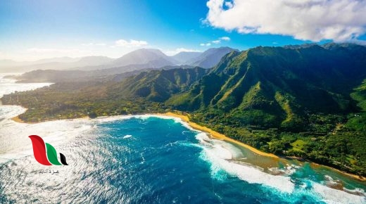 ما هي الجزيرة الوحيدة التي تزداد مساحتها باستمرار ؟