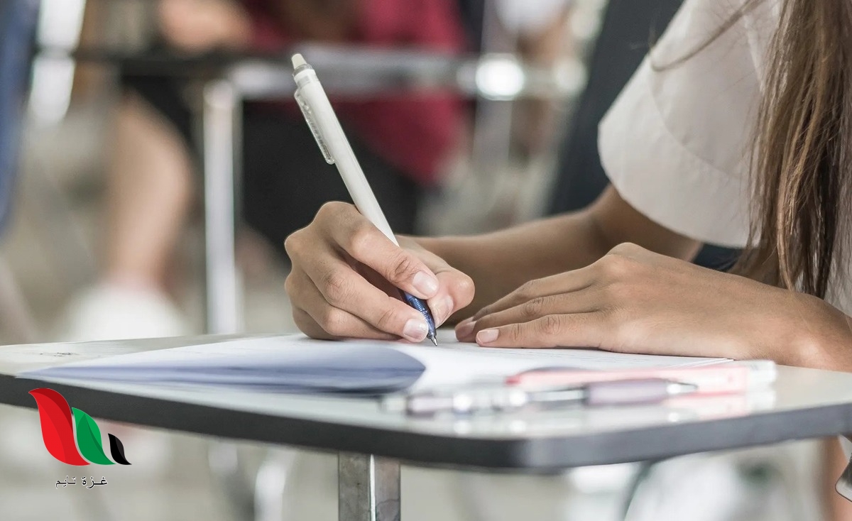 إجابات امتحان اللغة الإنجليزية توجيهي الأردن 2022 نموذج 1+2