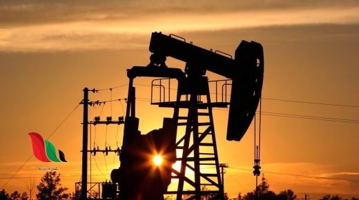 تراجع أسعار النفط العالمية 4 بالمئة