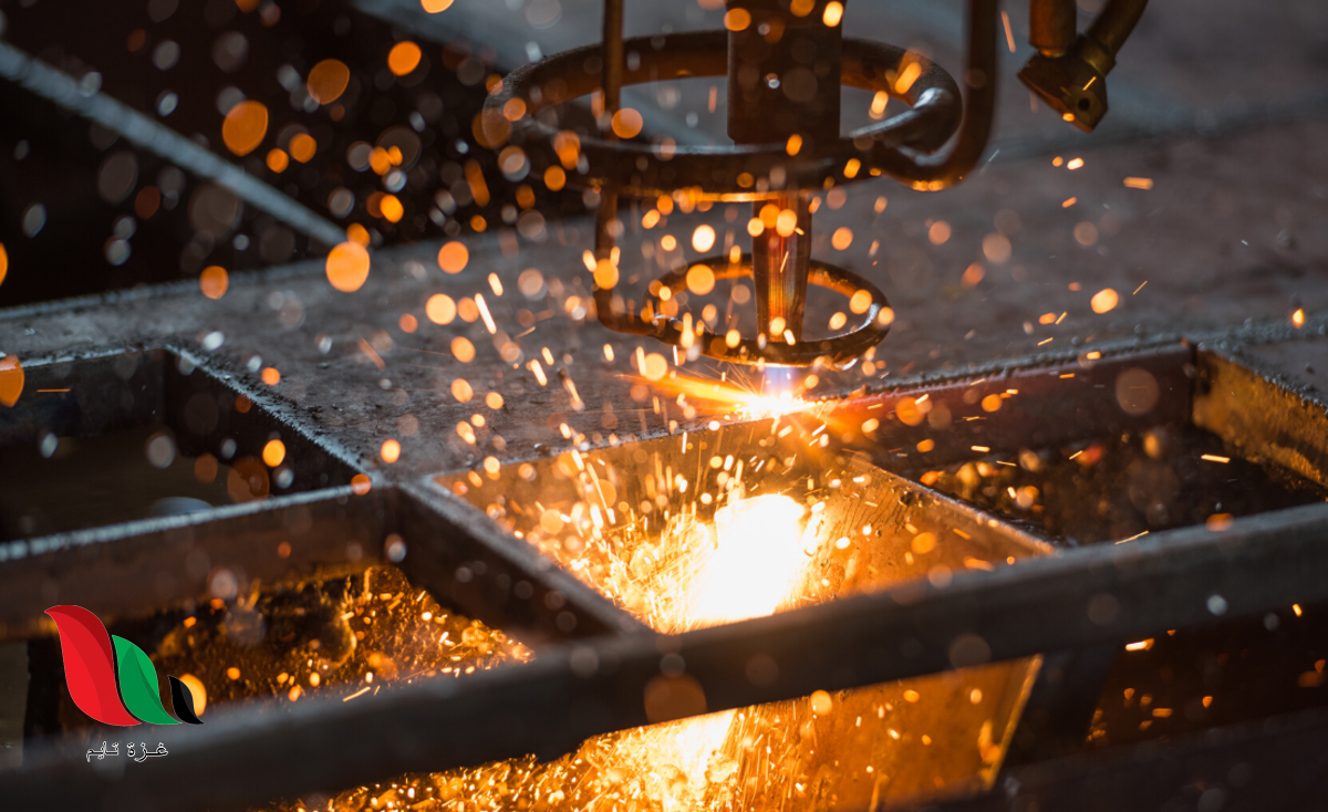 المركب الذي يشوه الفلز هو بيت العلم