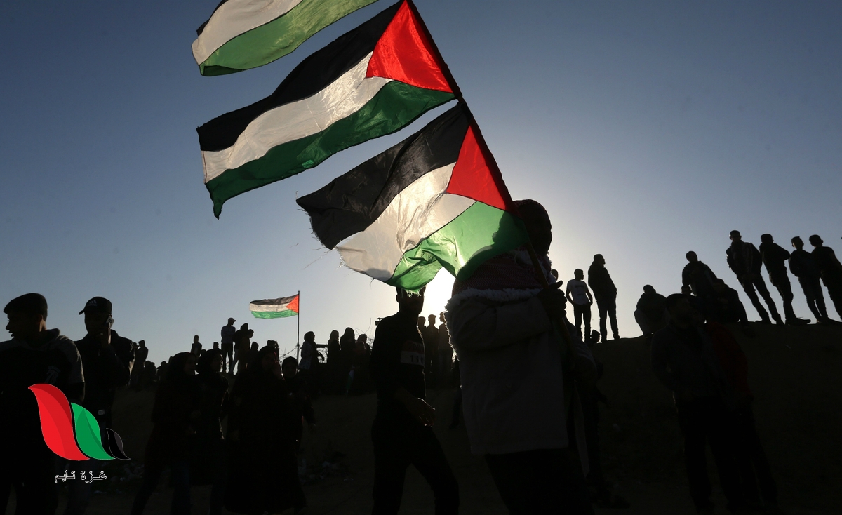 نشطاء يغردون على صفحاتهم للمطالبة بإنهاء حصار غزة