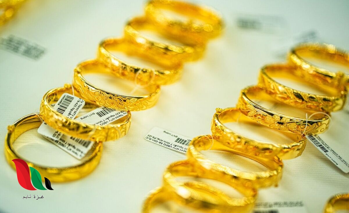 أسعار الذهب تنخفض مع ارتفاع الدولار وعوائد السندات