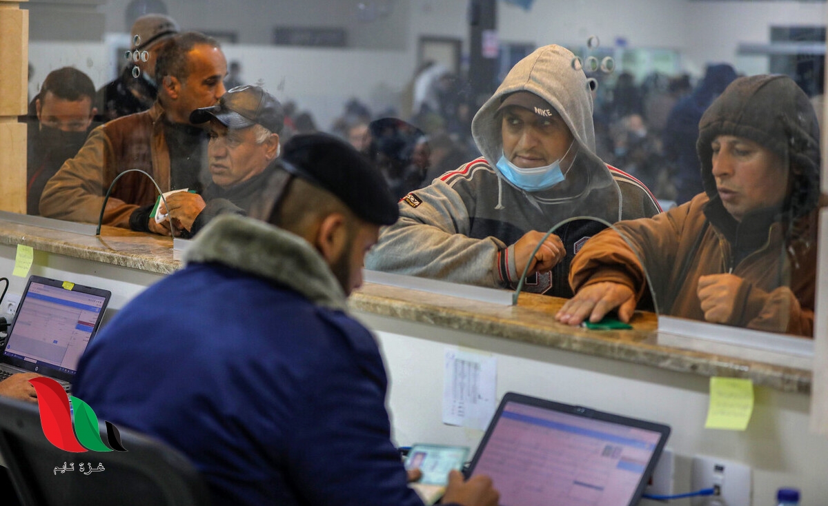 عمال غزة بين الأمل وانعدام الثقة إزاء تصاريح العمل في إسرائيل