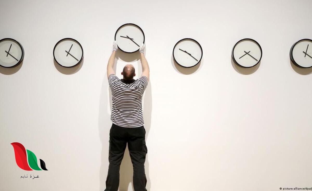 متى تتغير الساعة في فرنسا 2022