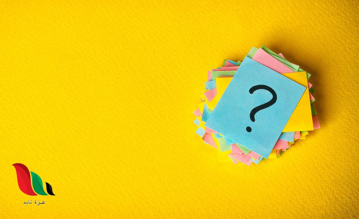 تمثل كل مجموعة من الأعداد التالية أطوال أضلاع مثلث، حدد المجموعة التي لا تنتمي للمجموعات الأخرى