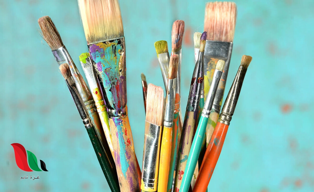 يعمد الفنان خلال التصميم إلى تحقيق الوحدة والانسجام والتوازن