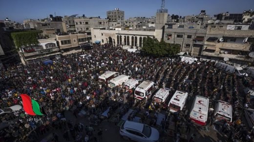 الفلسطينيون يشيعون جثامين 21 شخصًا لقوا حتفهم بحريق غزة