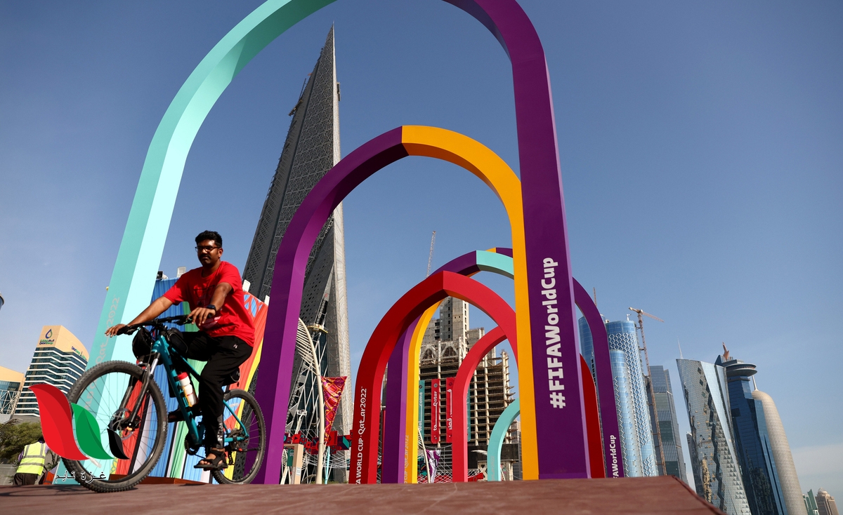 الفيفا يعلن حظر الكحوليات بملاعب كأس العالم في قطر