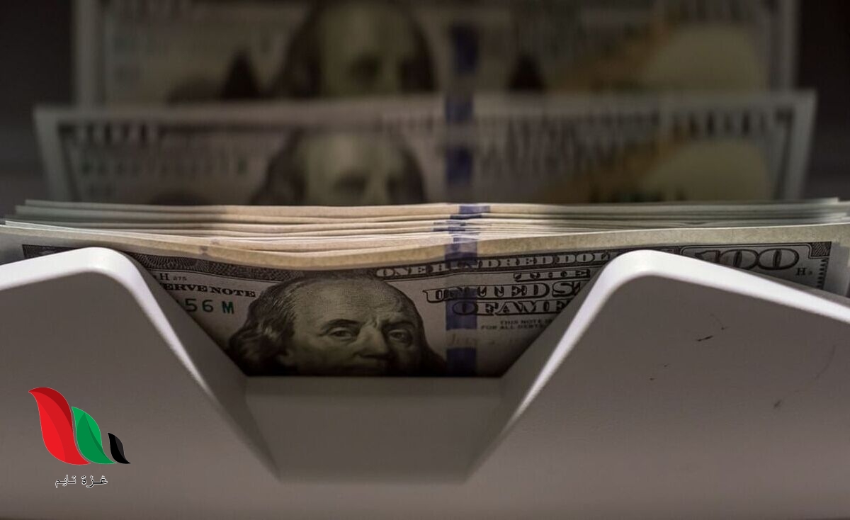 الدولار يصعد مقابل الين ويتراجع أمام الإسترليني