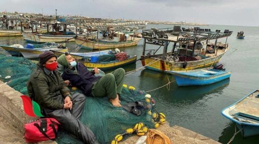 نقيب الصيادين: 70% من صيادي غزة سيتوقفون عن العمل خلال عام