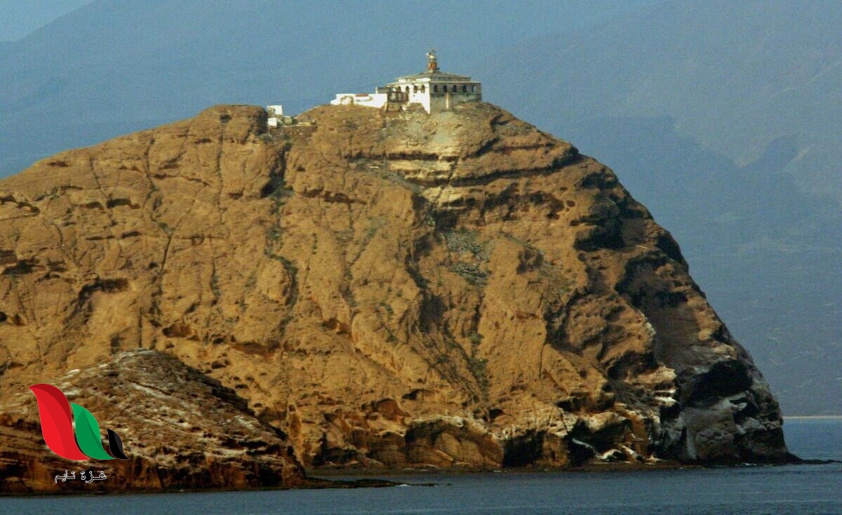 متى استعادت اليمن جزيرة حنيش ؟