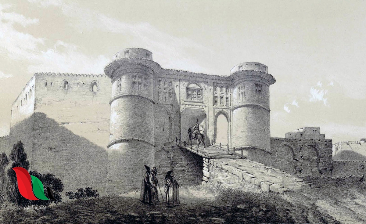 ما هو اسم صنم ثقيف قبل البعثة ؟