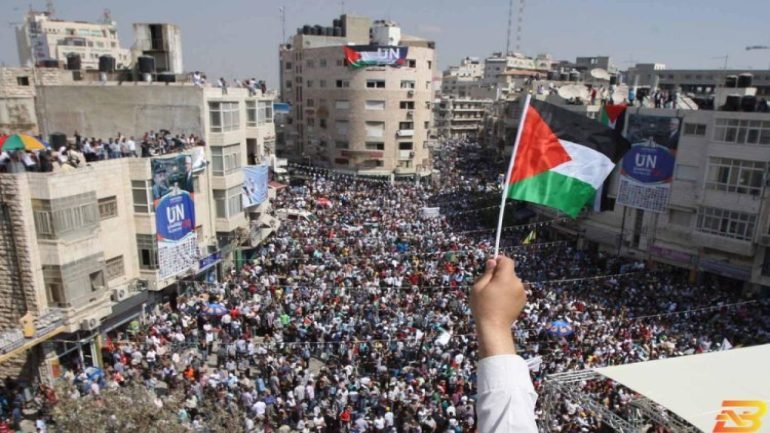 كم عدد سكان فلسطين في عام 2024