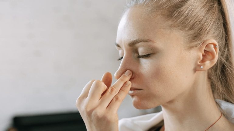 التنفس عبر الأنف مقابل الفم: كيف يؤثر على صحة الجهاز التنفسي؟