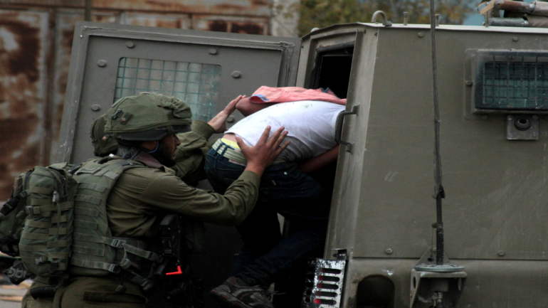 استشهاد شاب يحمل الجنسية الأميركية قرب رام الله وسط تصاعد الاقتحامات بالضفة الغربية