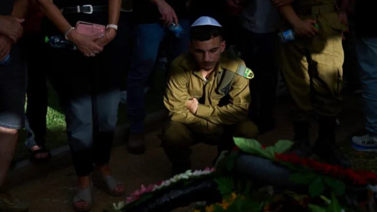 “رصاصة في الظل: انتحار جندي من لواء غولاني