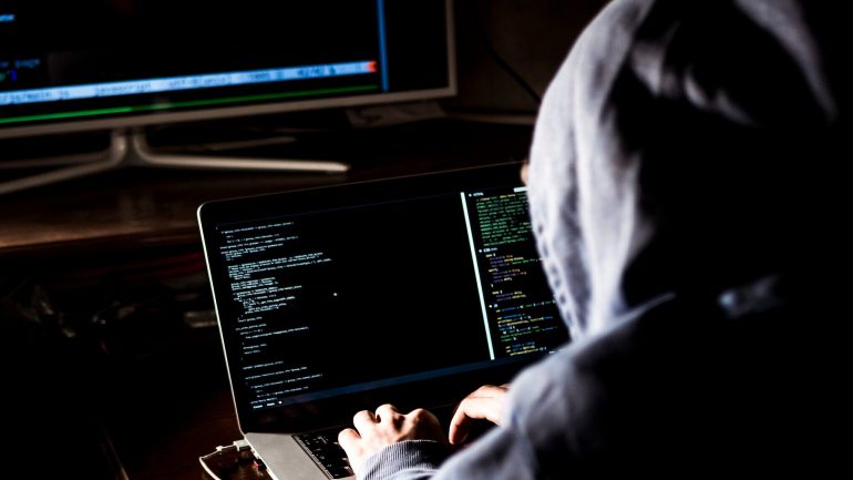 حملة اختراق ضخمة تستهدف مئات المواقع الإسرائيلية عبر “ShadowCaptcha”