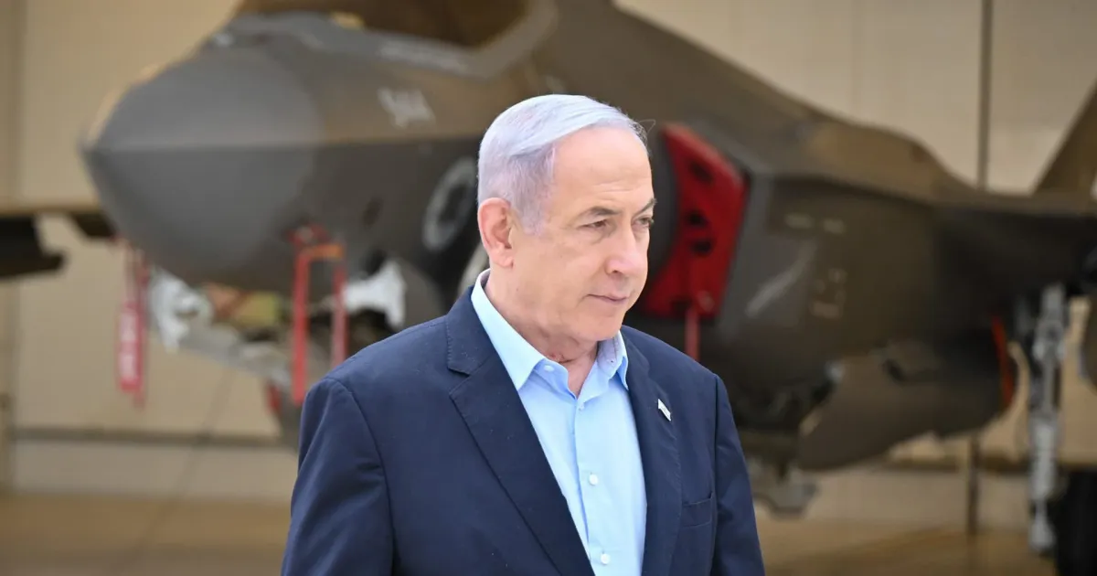 خبراء إسرائيليون نتنياهو يدرك استحالة استسلام حماس ويسعى لتمديد بقائه وتأجيل الانتخابات