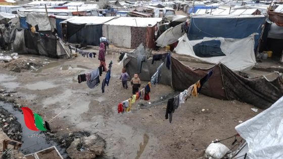 "أزمة خيام".. سكان غزة يستقبلون الشتاء بين الأنقاض والركام