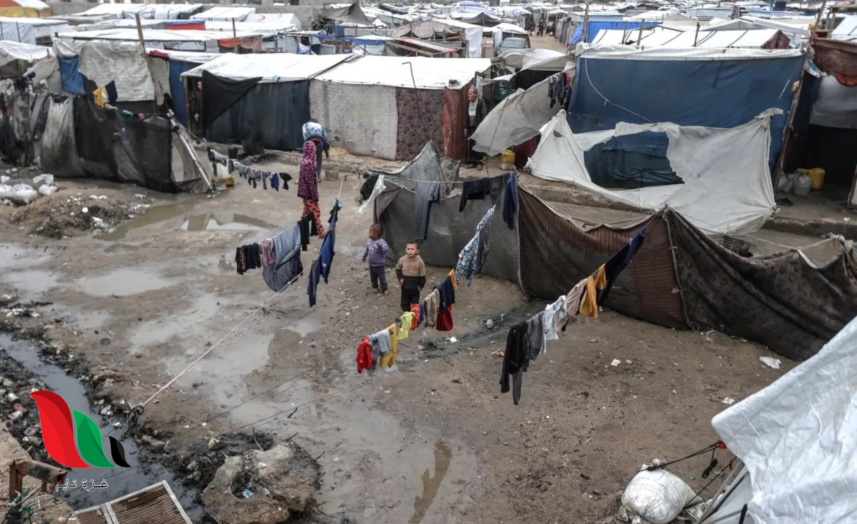 "أزمة خيام".. سكان غزة يستقبلون الشتاء بين الأنقاض والركام