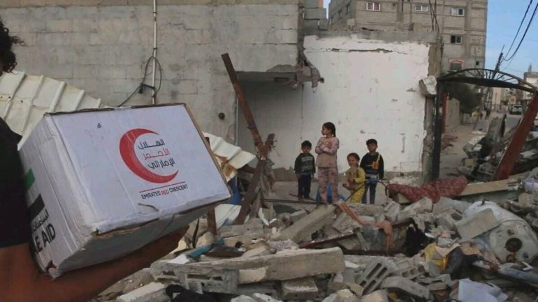 رابط التسجيل للمساعدات الإماراتية ضمن حملة “تراحم من أجل غزة” عبر الهلال الأحمر الإماراتي