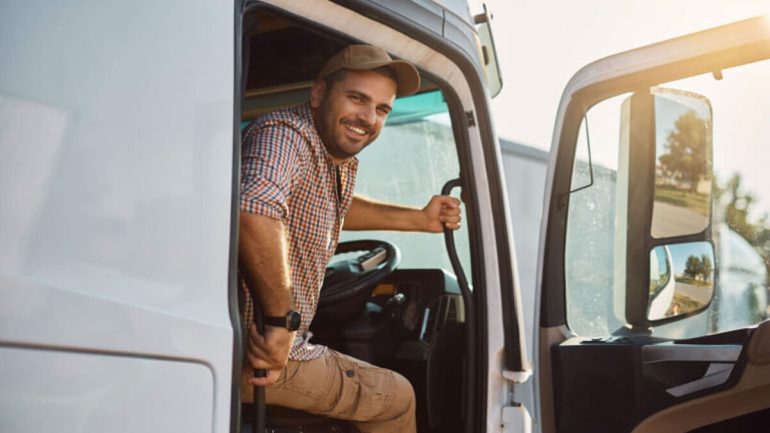 منظمة المطبخ العالمي تعلن عن فرص عمل للسائقين في غزة