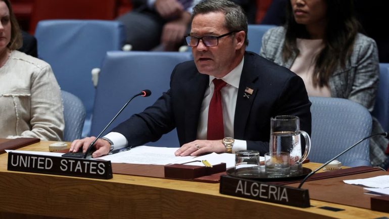 واشنطن توضح لمجلس الأمن تصورها بشأن نزع السلاح وإدارة غزة