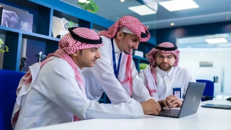 موعد إجازة عيد الفطر 2026 للقطاع الحكومي في السعودية