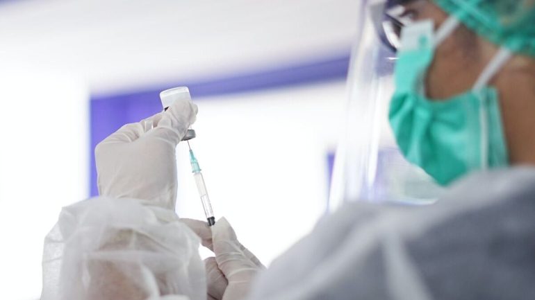 جمعية العودة الصحية تفتح باب التسجيل لوظيفة فني تخدير بقطاع غزة